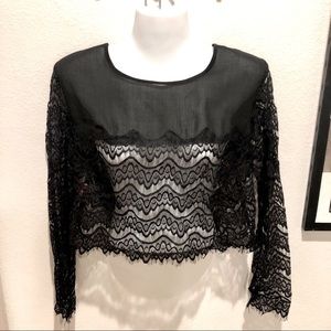 Pinkyotto Cropped Black Sheer Scalloped Lace Top S